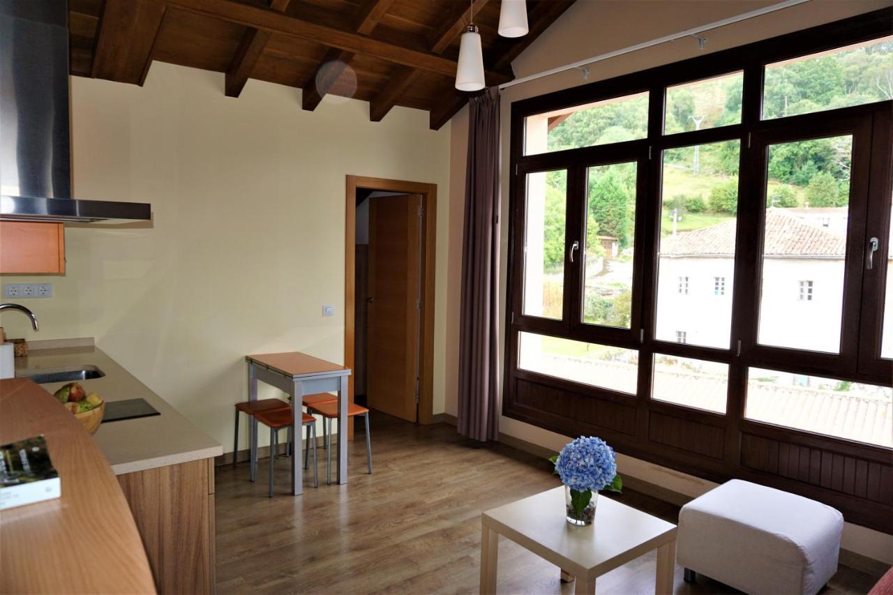 Apartamentos La Playina Llanes Εξωτερικό φωτογραφία